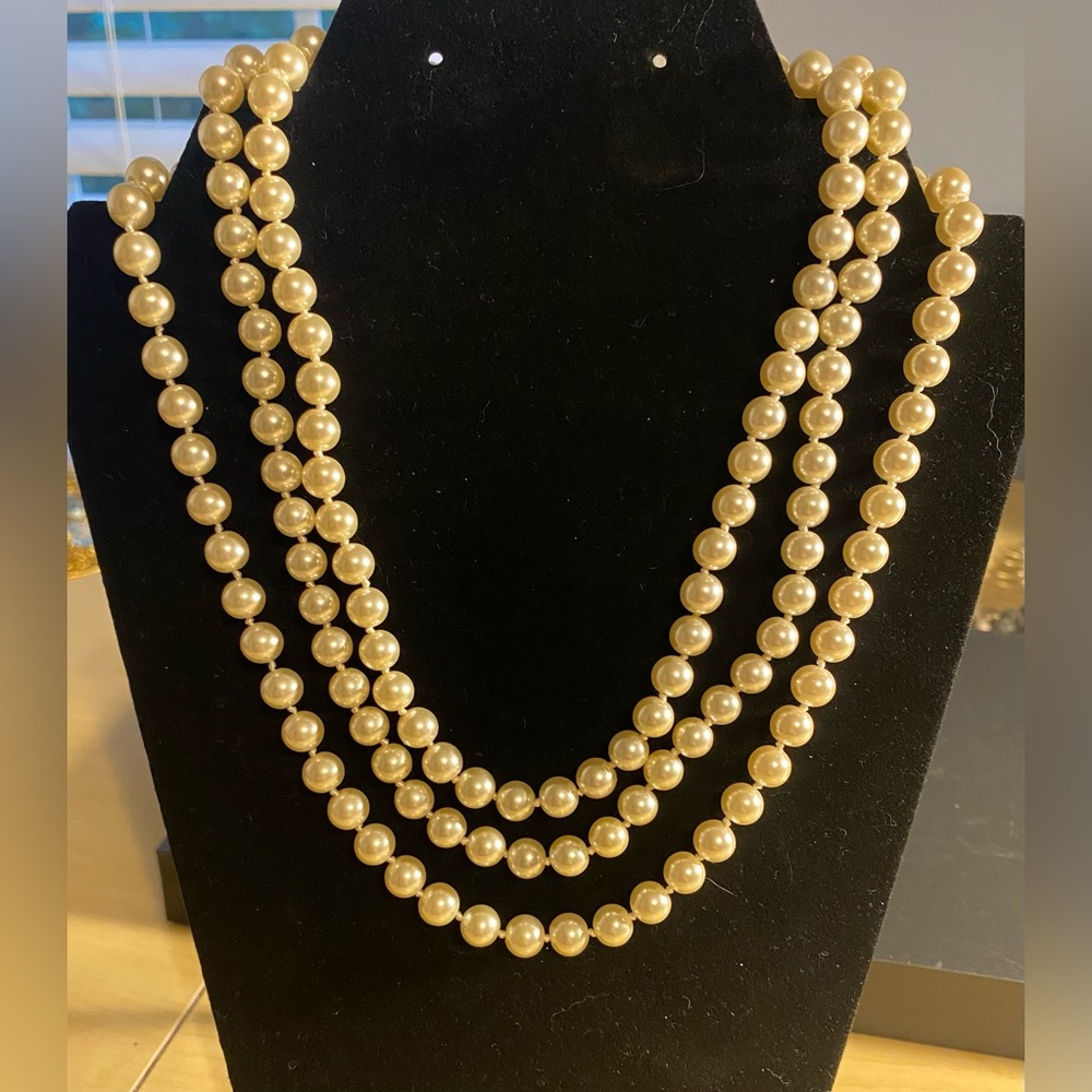 Camrose & Kross JBK 3-Strand Faux Pearl Necklace 18”